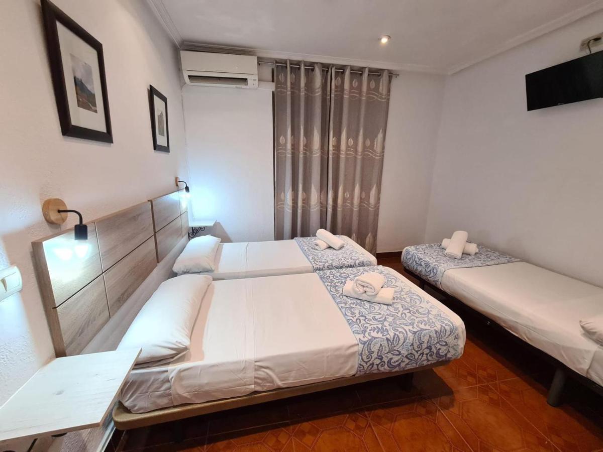Hostal Santa Barbara Мадрид Екстер'єр фото